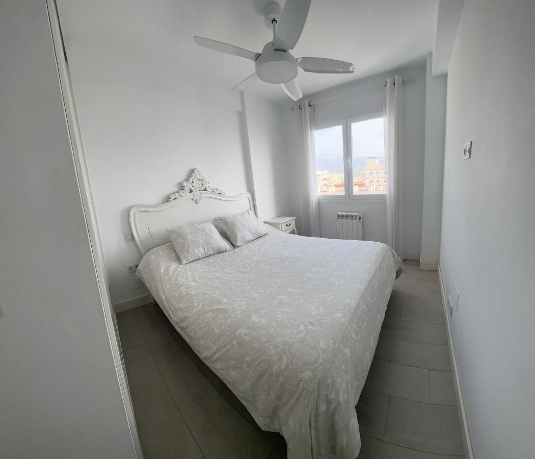 Piso A 50 M Del Mar - Mejores Vistas De Torre Del Mar Ngoại thất bức ảnh